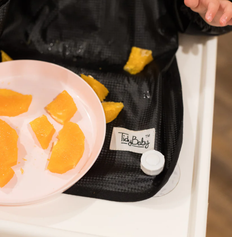 5 Tips for Mess-Free Baby Mealtimes (And Why the Right Bib Makes All the Difference)